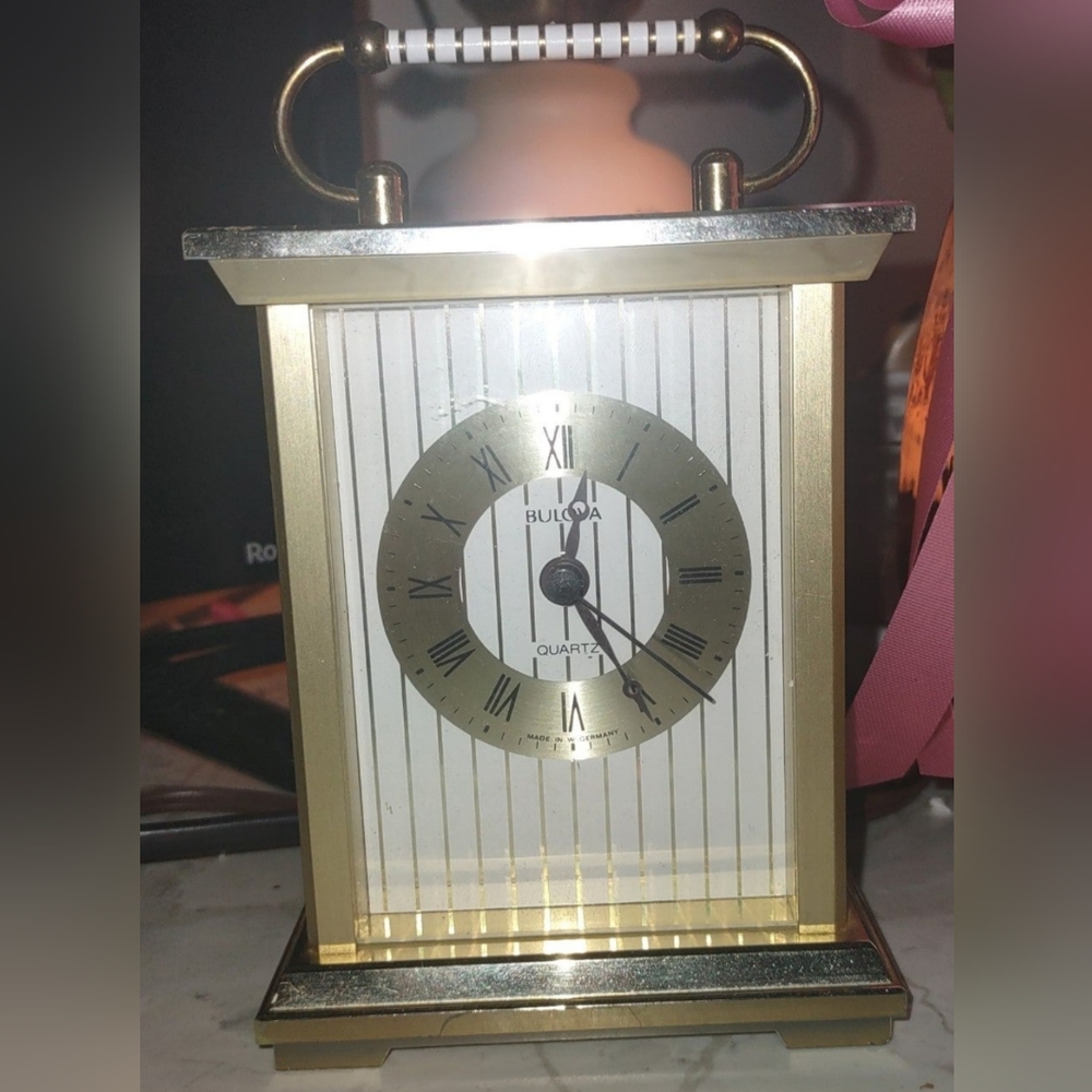 Bulova Quartz Carriage Desk Clock